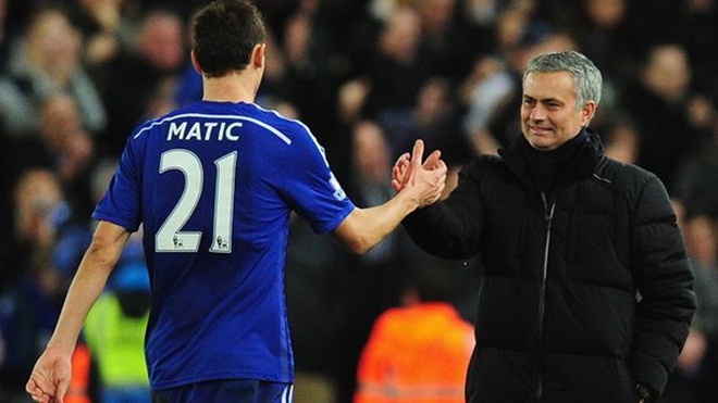 Chelsea bán Matic cho Man United có phải là sai lầm lớn?