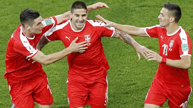 Serbia 1-2 Thụy Sỹ: Ngược dòng ngoạn mục, Thụy Sĩ tràn trề hy vọng đi tiếp