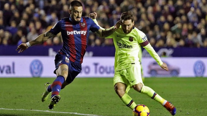 Barca thống trị Liga: Việc gì khó, có Messi