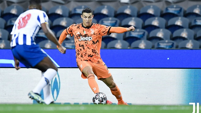 Juventus: Chuyện gì đang xảy ra với Ronaldo?
