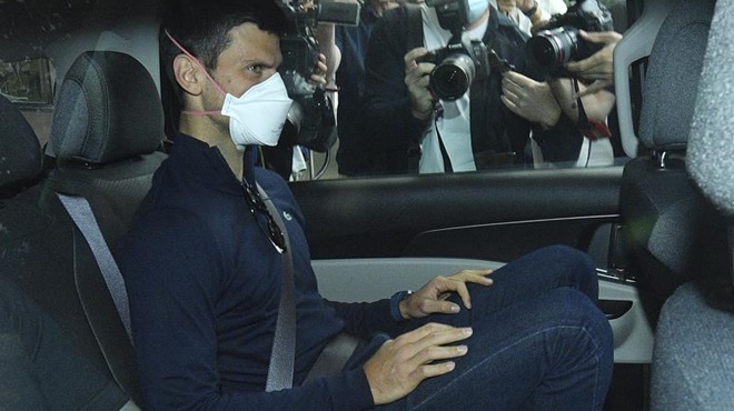 Vì sao Djokovic thua kiện vụ visa và phải rời Úc?