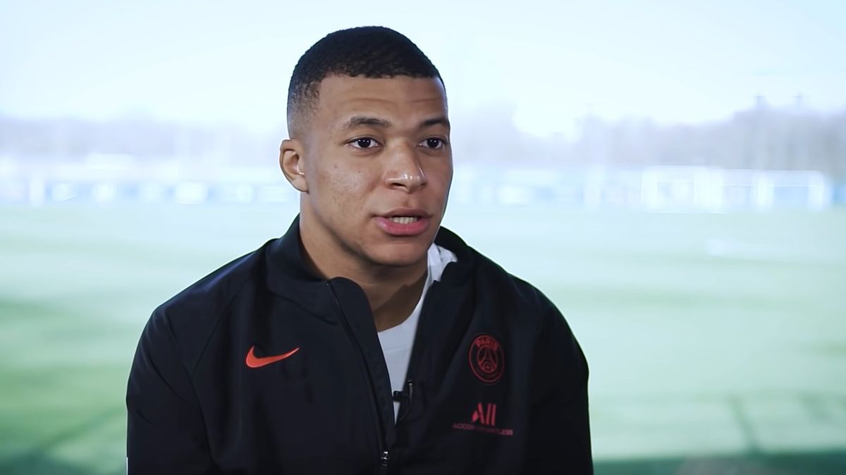 Mbappe kể tên 3 ứng cử viên hàng đầu cho Quả Bóng Vàng 2022 