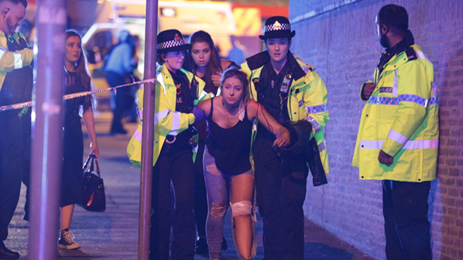 CẬP NHẬT nổ sân vận động tại Anh: Thủ tướng Anh lên án 'vụ khủng bố kinh hoàng' 