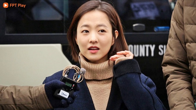 Running man tập 441: ‘Em gái quốc dân’ Park Bo Young ‘đổ đứ đừ’ chị đại Song Ji Hyo