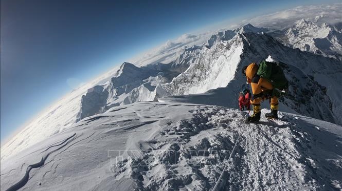 Ít nhất 7 người leo núi Everest đã thiệt mạng trong mùa leo núi 2019