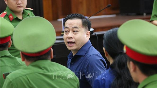 Vũ 'nhôm', Trần Phương Bình hầu tòa phúc thẩm Vụ án Ngân hàng Đông Á: Bác kháng cáo kêu oan của Phan Văn Anh Vũ
