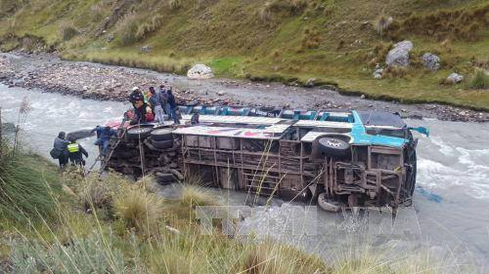 Tai nạn giao thông nghiêm trọng tại Peru, hơn 10 người thiệt mạng