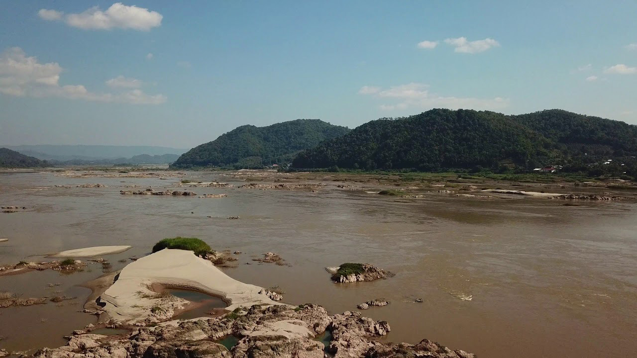 Mực nước sông Mekong tại Nakhon Phanom xuống mức thấp nhất trong gần 100 năm
