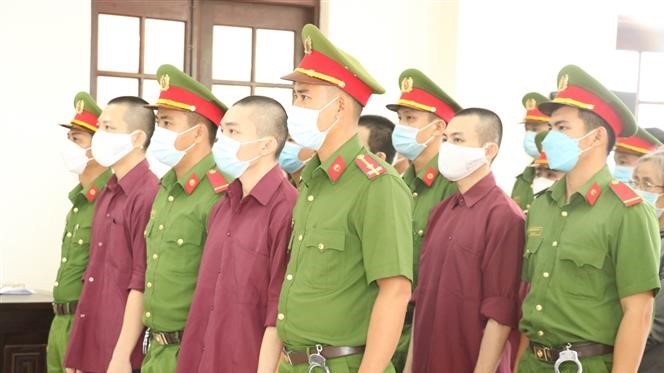 Xét xử vụ án tại Tịnh thất Bồng Lai: Tuyên phạt bị cáo Lê Tùng Vân 5 năm tù