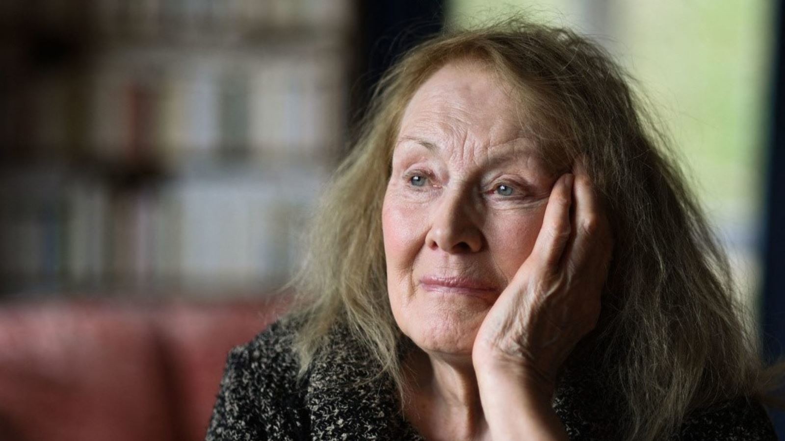 Giải Nobel Văn học 2022 vinh danh nữ nhà văn người Pháp Annie Ernaux