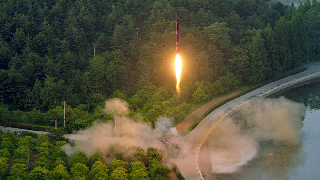 Triều Tiên sản xuất bom H theo nguyên tắc tự chủ hoàn toàn. Mỹ - Nhật 'lo sốt vó'