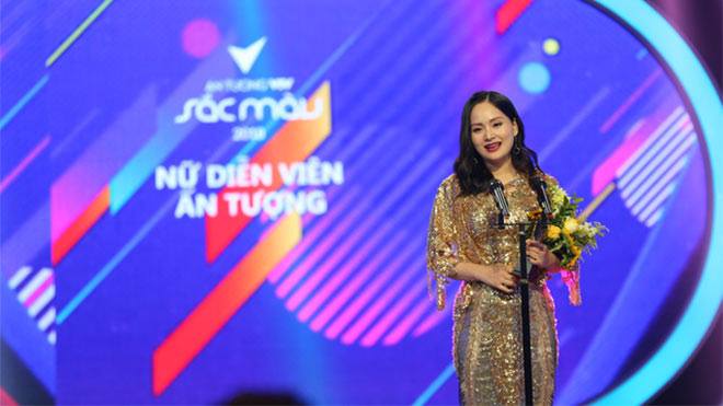 TRỰC TIẾP Lễ trao giải VTV Awards 2018: 'Gặp nhau cuối năm' 2 năm liên tiếp đoạt giải quan trọng nhất