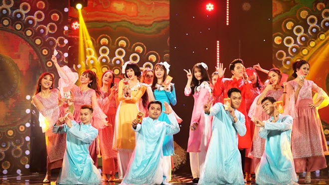 Phát hành Gala nhạc Việt ‘Vui như Tết’