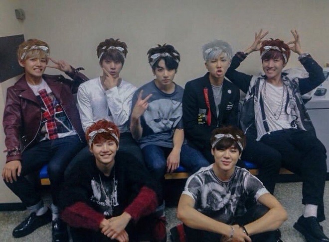 BTS, Jungkook, RM, Jin, V, Suga, J-Hope, Jimin, BTS 2020 , Jin tóc tím, chủ tịch RM, V tóc xanh, Jungkook tóc đỏ, cơ bụng của Jungkook, BTS tóc đen, BTS có râu