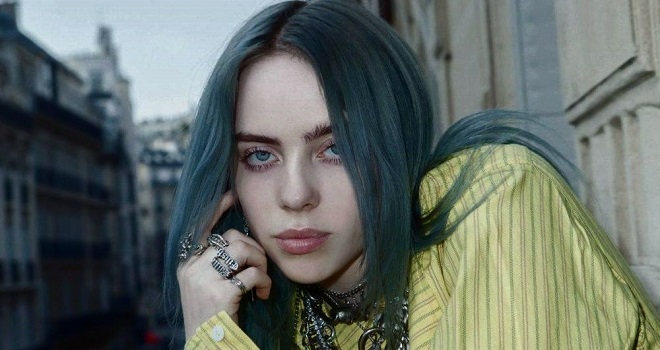 Billie Eilish, phim tài liệu, thần đông âm nhạc, Billie Eilish: The World's A Little Blurry, bad guy, ocean eyes, grammy 2020