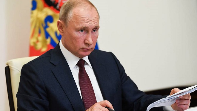 Vladimiur Putin, Tổng thống Nga, sự cố tàu Defender, sự cố tàu của Anh, khu vực Biển Đen