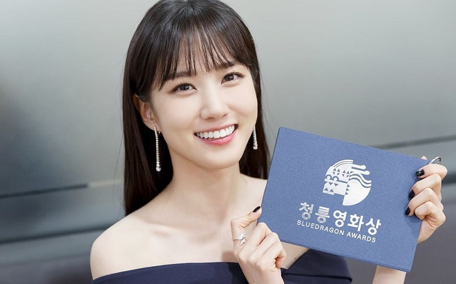 Park Eun Bin, Luật sư kỳ lạ Woo Young Woo, phim Hàn 2022, phim Luật sư kỳ lạ woo young woo, nữ diễn viên park eun bin, park eun bin hẹn hò, park eun bin phim  mới