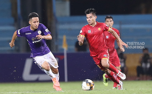 Tiền vệ Thanh Hoá làm lu mờ tuyến giữa toàn sao của Hà Nội FC 