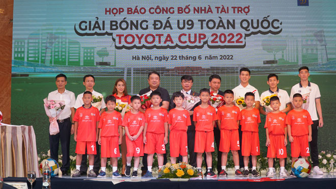 16 đội bóng dự giải U9 toàn quốc Toyota Cup 2022