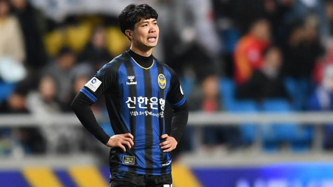 CĐV Việt Nam trách Incheon United làm lãng phí tài năng của Công Phượng