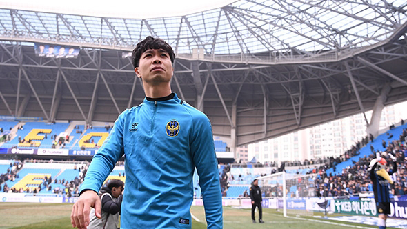 Báo Hàn khẳng định Công Phượng đủ sức cạnh tranh ở Incheon United