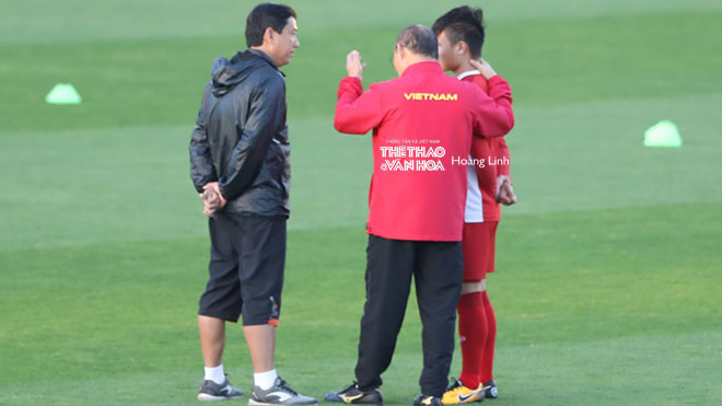 Quang Hải từ chối tiết lộ chuyện đời tư, sẵn sàng ra nước ngoài thi đấu.