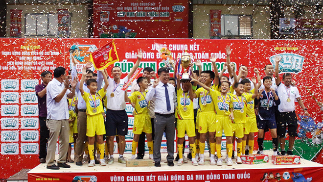 Giải BĐ Nhi đồng toàn quốc 2019: Hạ Hà Nội 4-0, SLNA lên ngôi xứng đáng