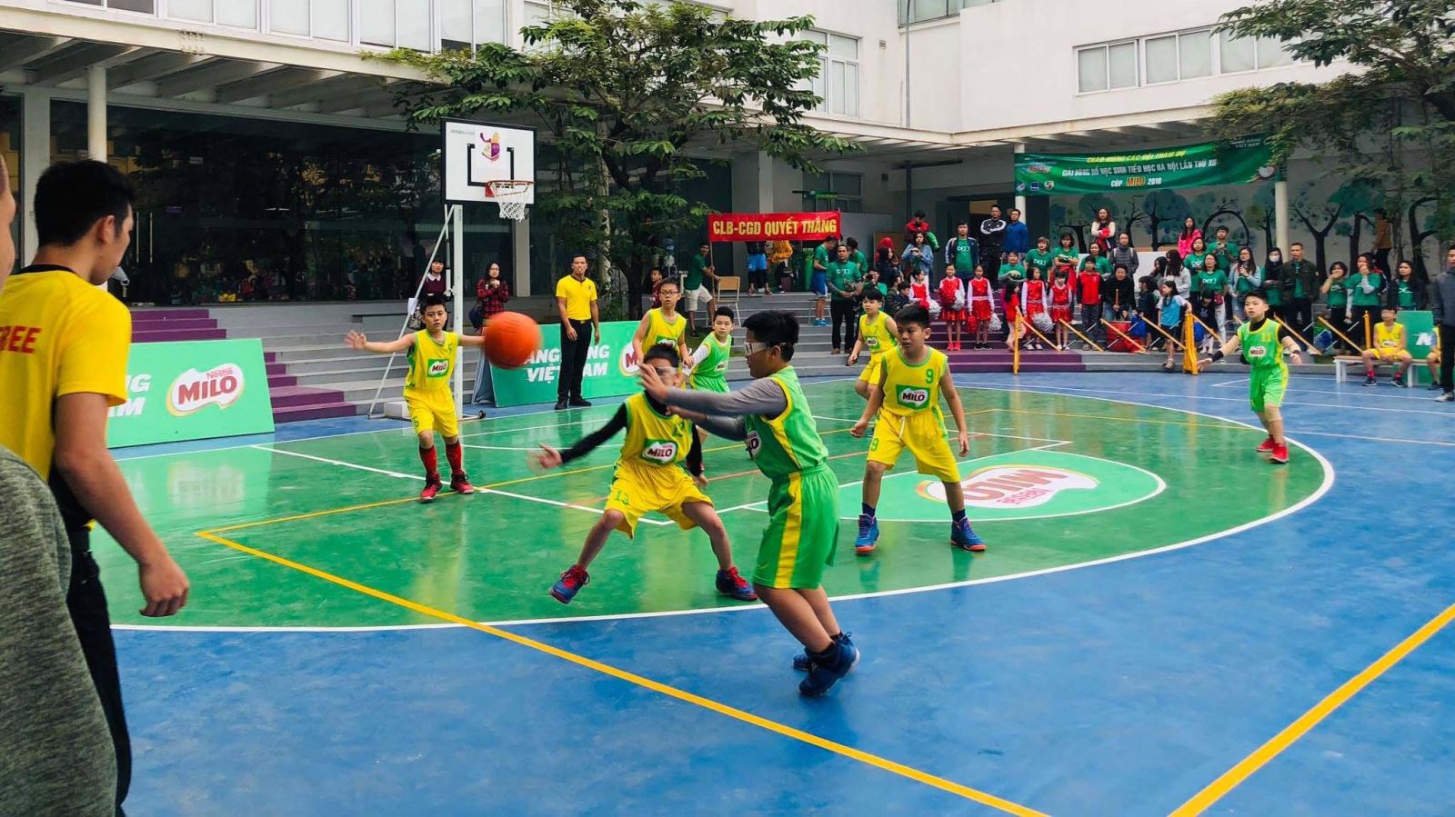 Khởi tranh VCK Giải bóng rổ học sinh Tiểu học Hà Nội 2019