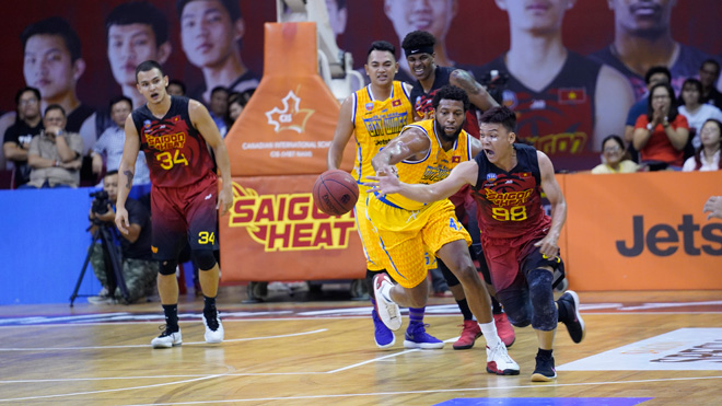 VBA 2018 Game 2, Saigon Heat 86-77 Hochiminh City Wings: Chủ nhà khởi đầu thuận lợi