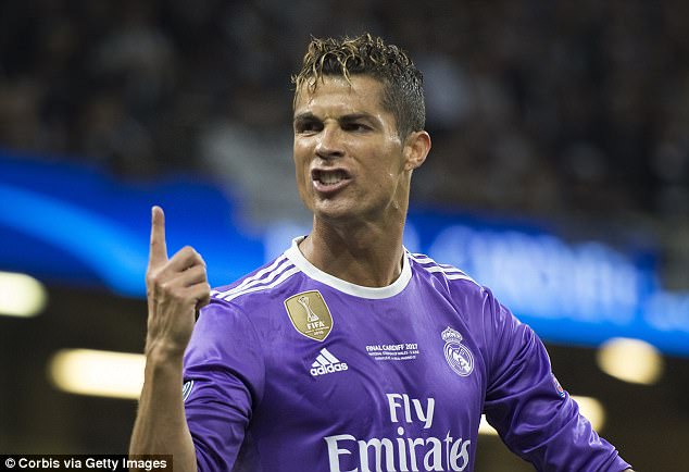 Ronaldo đã đúng, mùa này anh xứng đáng là 'số 1'