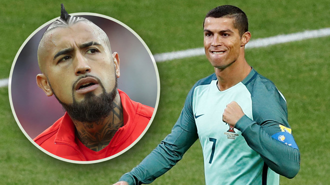 Chile thanh minh: Vidal 'chửi' Ronaldo là do... lỗi phiên dịch