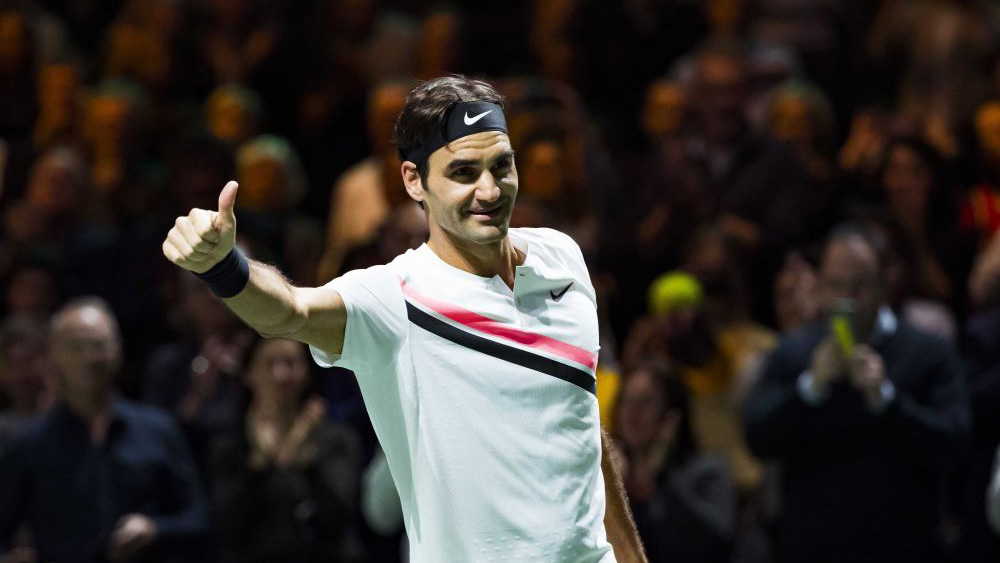 Roger Federer đã làm những gì để thách thức tuổi tác?