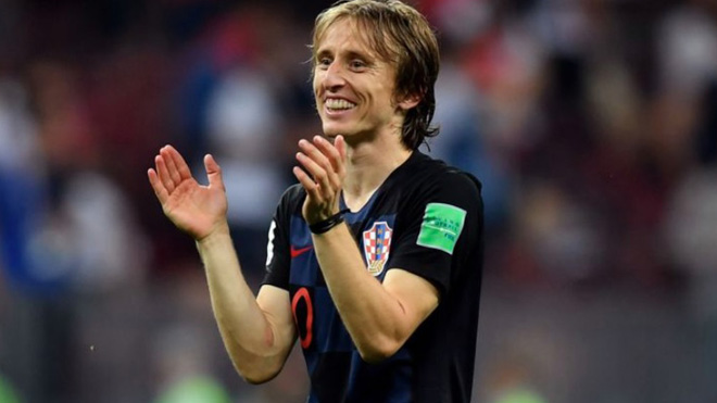 TIN HOT World Cup 12/7: Modric đả kích truyền thông Anh. Bùi Tiến Dũng trao giải cho Perisic