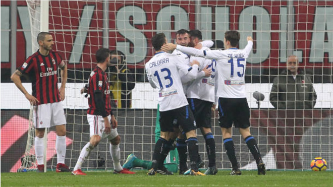 Video bàn thắng trận AC Milan 0-2 Atlanta: Lại thua, Milan rớt xuống nửa dưới BXH
