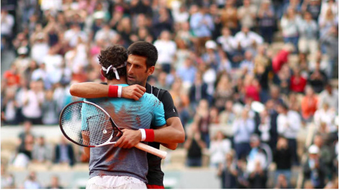 Djokovic thua sốc trước đối thủ vô danh ở Tứ kết Roland Garros