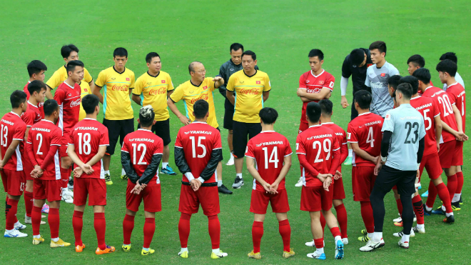 Tuyển Việt Nam sang UAE, thầy trò HLV Park sẽ là ‘ngựa ô’ tại ASIAN Cup