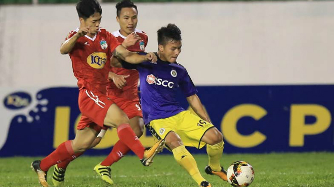 Bị HAGL cầm hòa 1-1, Hà Nội FC vẫn giành quyền đi tiếp nhờ luật bàn thắng trên sân khách