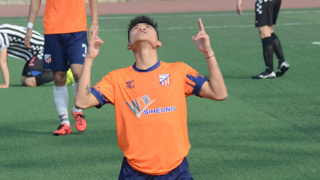 Cựu tiền đạo U23 Việt Nam tỏa sáng tại Hàn Quốc