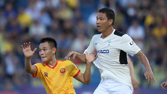 Bóng đá Việt Nam hôm nay: Anh Đức lập cú đúp, HAGL vẫn bại trận tại sân nhà
