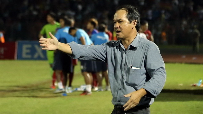 Chuyển nhượng V-League: Kiatisak muốn HAGL chiêu mộ thủ môn tuyển Thái Lan