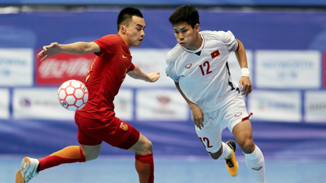 HAGL xuống sức vì World Cup, futsal Việt Nam 'hạ đẹp' Trung Quốc