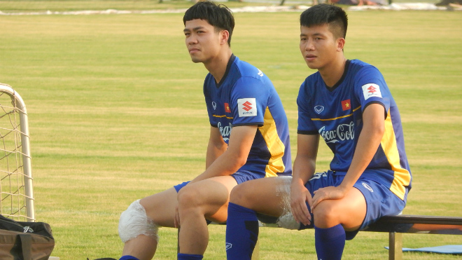 Công Phượng chấn thương, U23 Viêt Nam tập với chỉ 15 cầu thủ