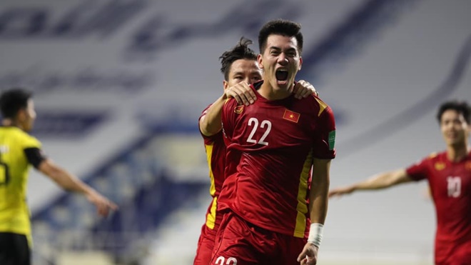 Bóng đá Việt Nam hôm nay: Đội tuyển Việt Nam vượt xa Thái Lan trên bảng xếp hạng FIFA
