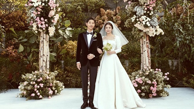 Chiếc váy cưới tiền tỷ của Song Hye Kyo được Dior thiết kế như thế nào?