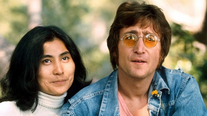Kẻ ám sát John Lennon: Ngày một xấu hổ với tội lỗi và đang hiến mình cho Chúa
