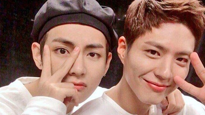 Park Bo Gum bỗng nổi danh toàn cầu với tư cách là… fan bự nhất của V BTS