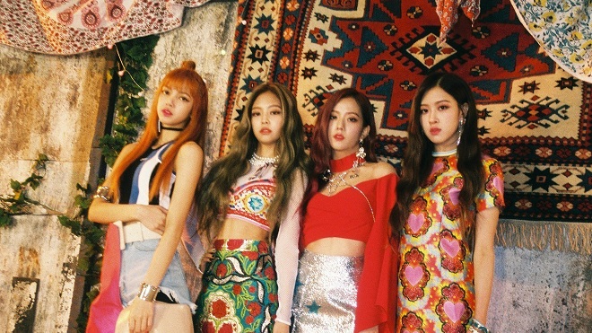 BlackPink vừa bị 'tố' xúc phạm điệu nhảy linh thiêng, lại bị tẩy chay vì nghi vấn hát nhép