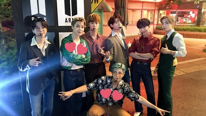 BTS công bố phiên bản đêm của 'Dynamite', ARMY phản ứng cực lầy lội