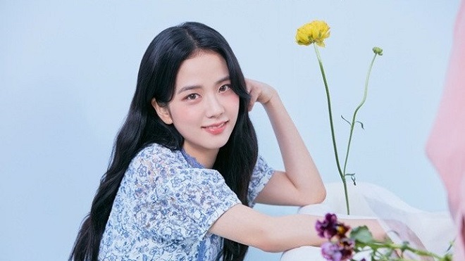 Jisoo Blackpink đẹp tựa tiên nữ trong loạt ảnh hè 2021