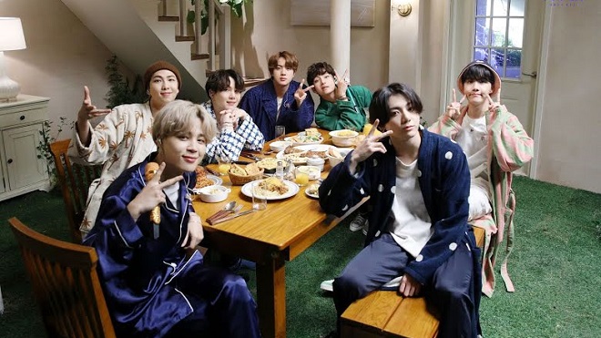 Bồi hồi trước bộ ảnh Festa 2021 BTS vừa tung